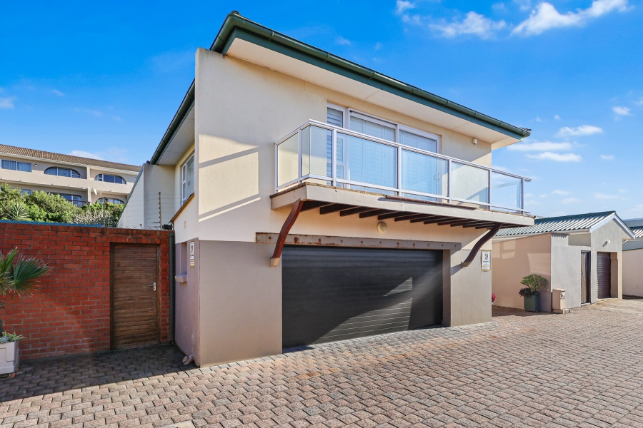 4 Bedroom Property for Sale in Gonubie Eastern Cape